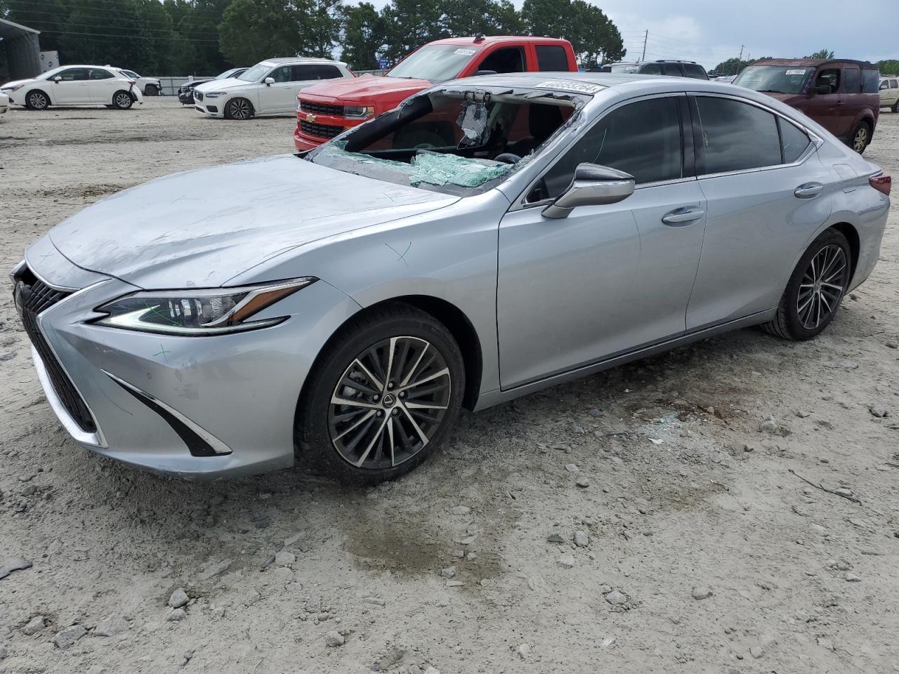  Salvage Lexus Es