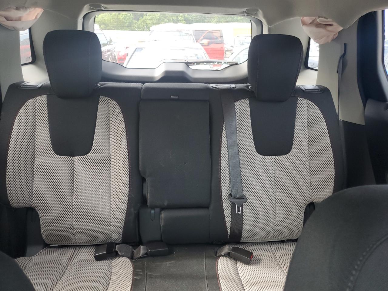 2GKFLNE39G6118832 2016 GMC Terrain Sle