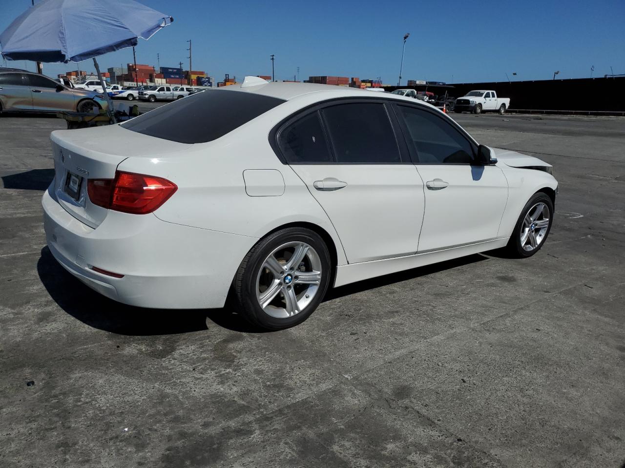 2013 BMW 328 I Sulev vin: WBA3C1C56DF438412