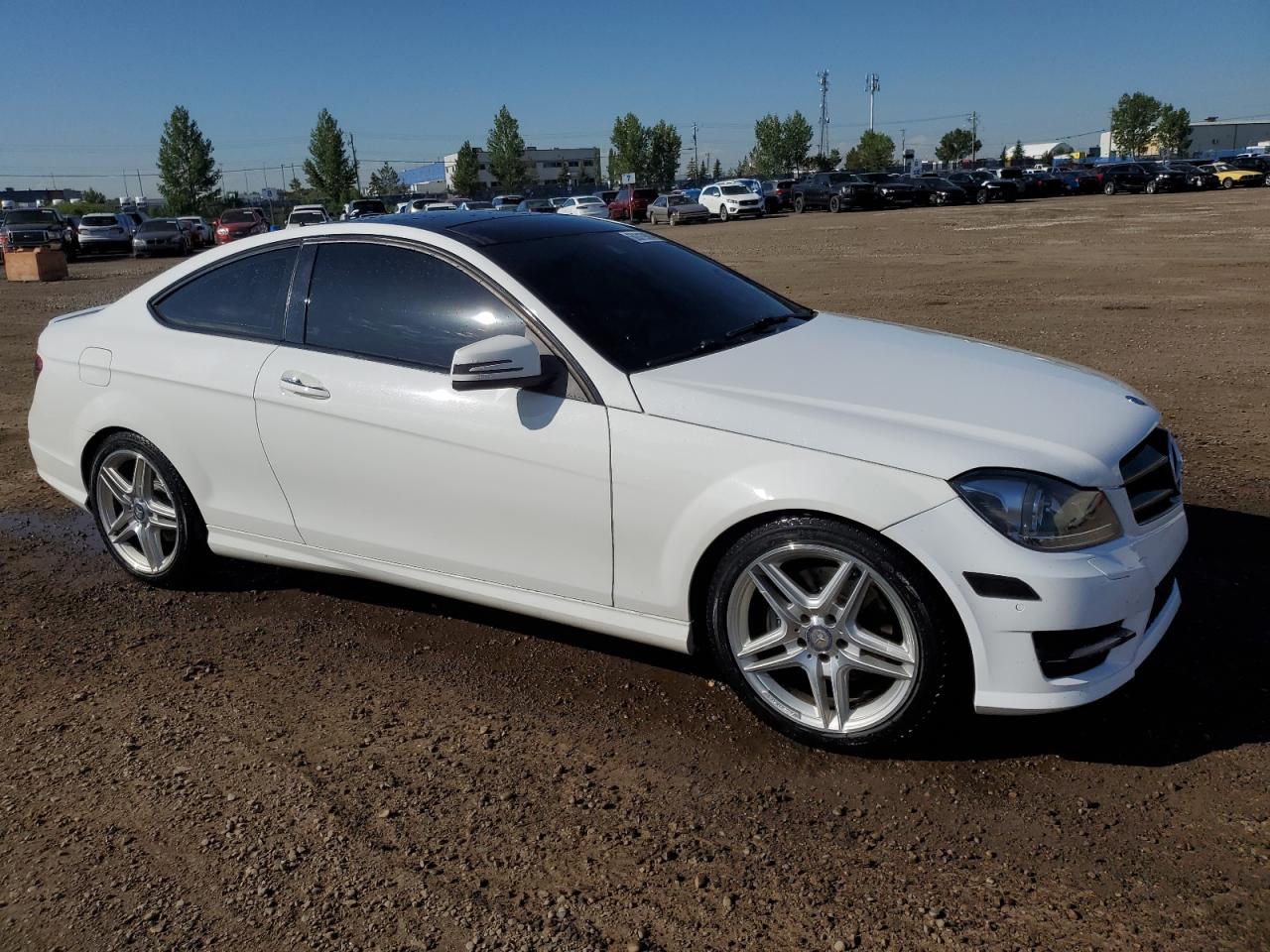 2015 Mercedes-Benz C 350 4Matic vin: WDDGJ8JB1FG368218