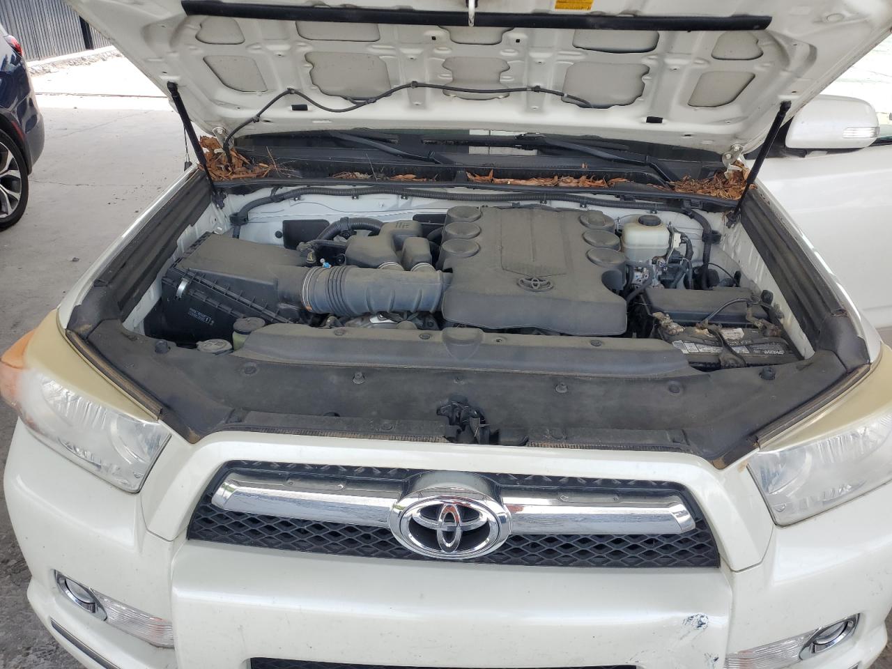 JTEBU5JR2B5052531 2011 Toyota 4Runner Sr5