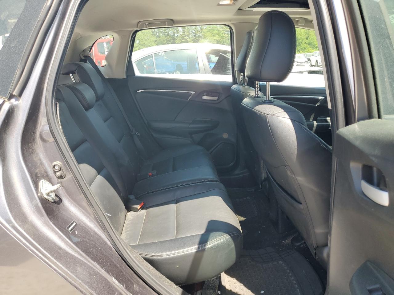 3HGGK5H08JM708975 2018 Honda Fit Ex