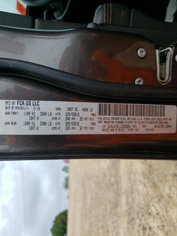 3C4NJDCB1JT329950 2018 Jeep Compass Limited