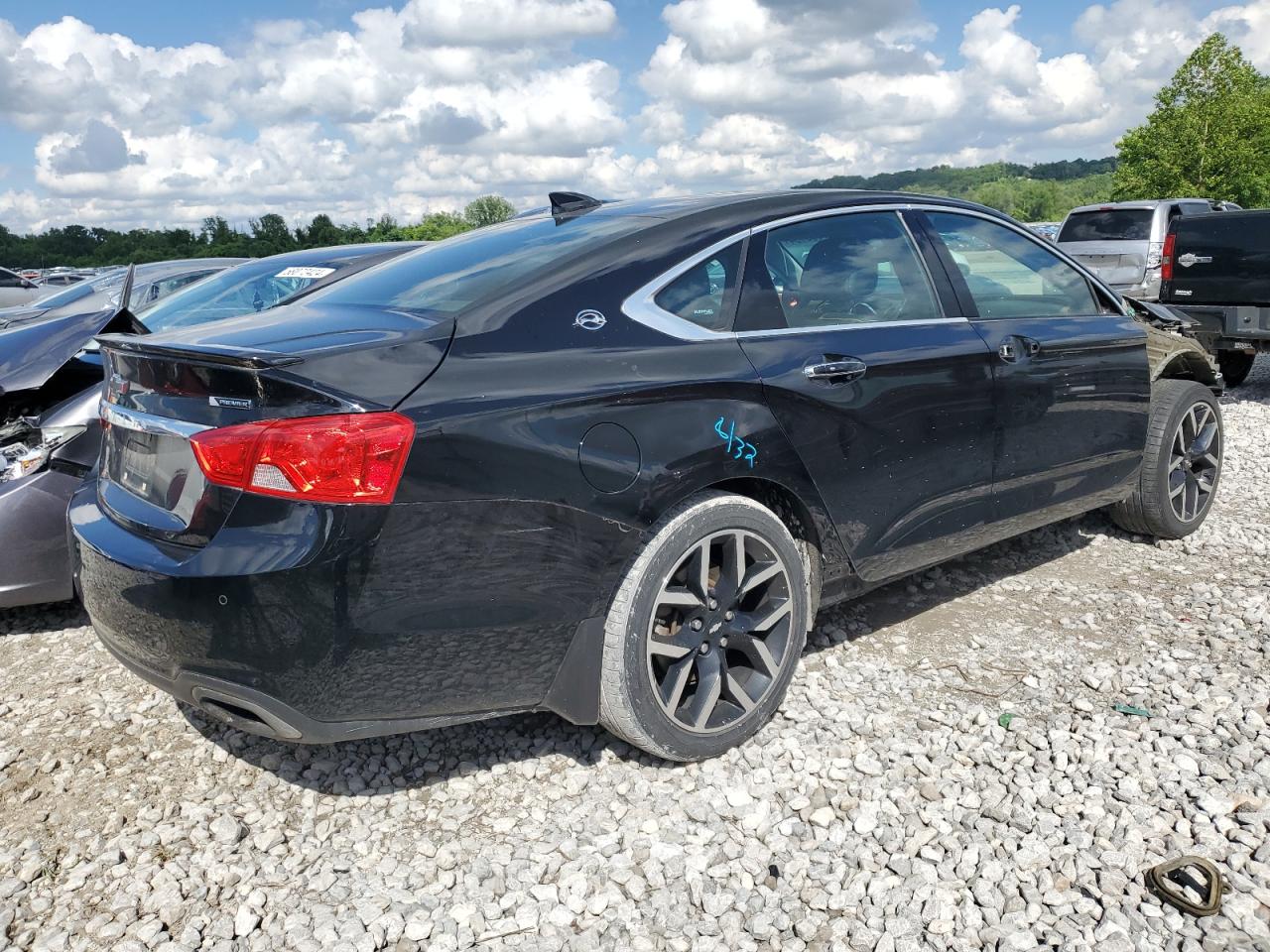 2G1125S38J9140283 2018 Chevrolet Impala Premier