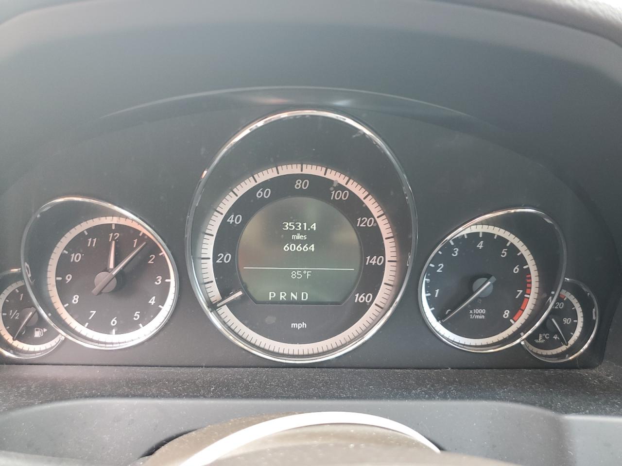 WDDKK7CF7BF075733 2011 Mercedes-Benz E 550