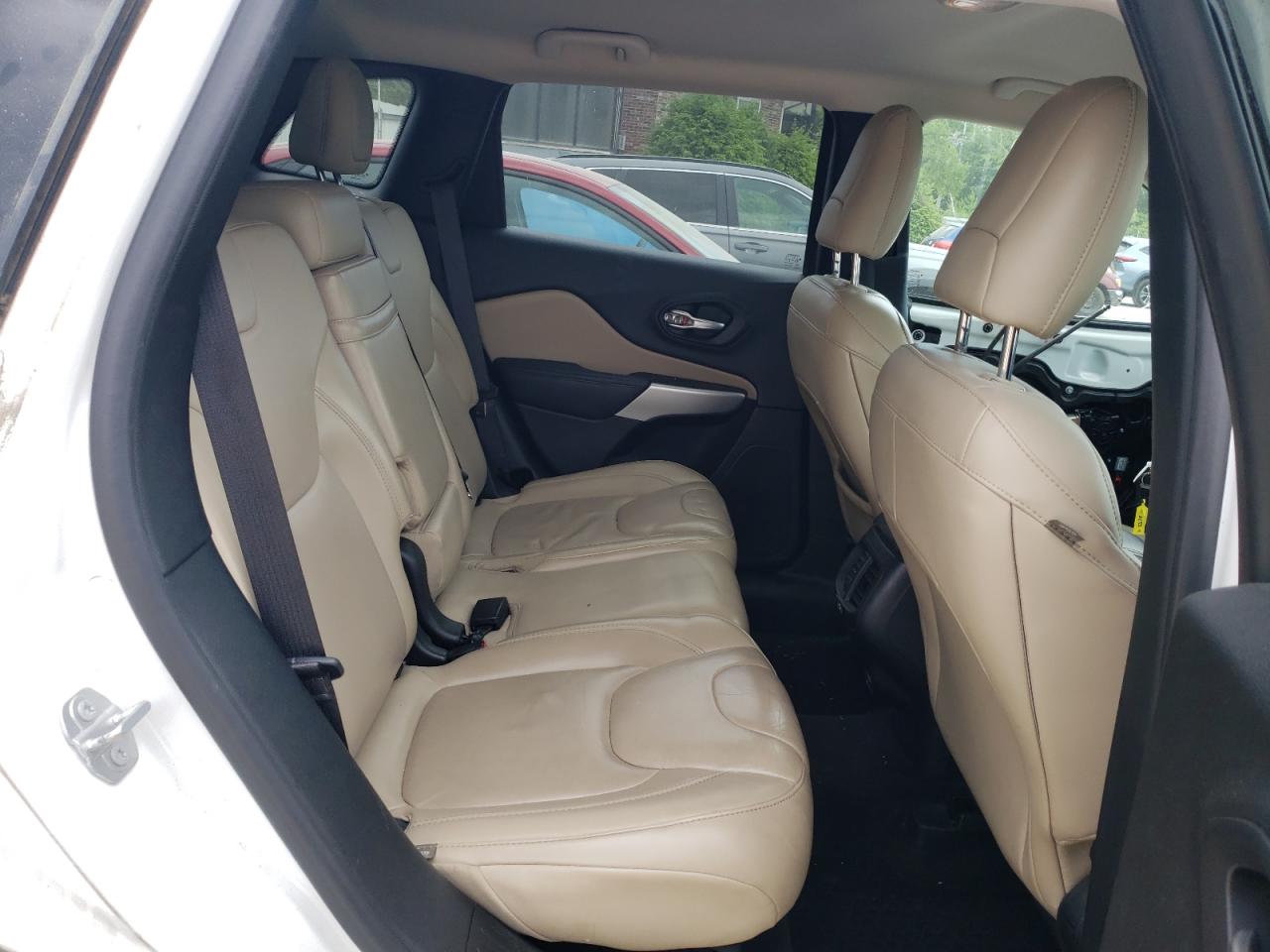 1C4PJMCB5HW594397 2017 Jeep Cherokee Latitude