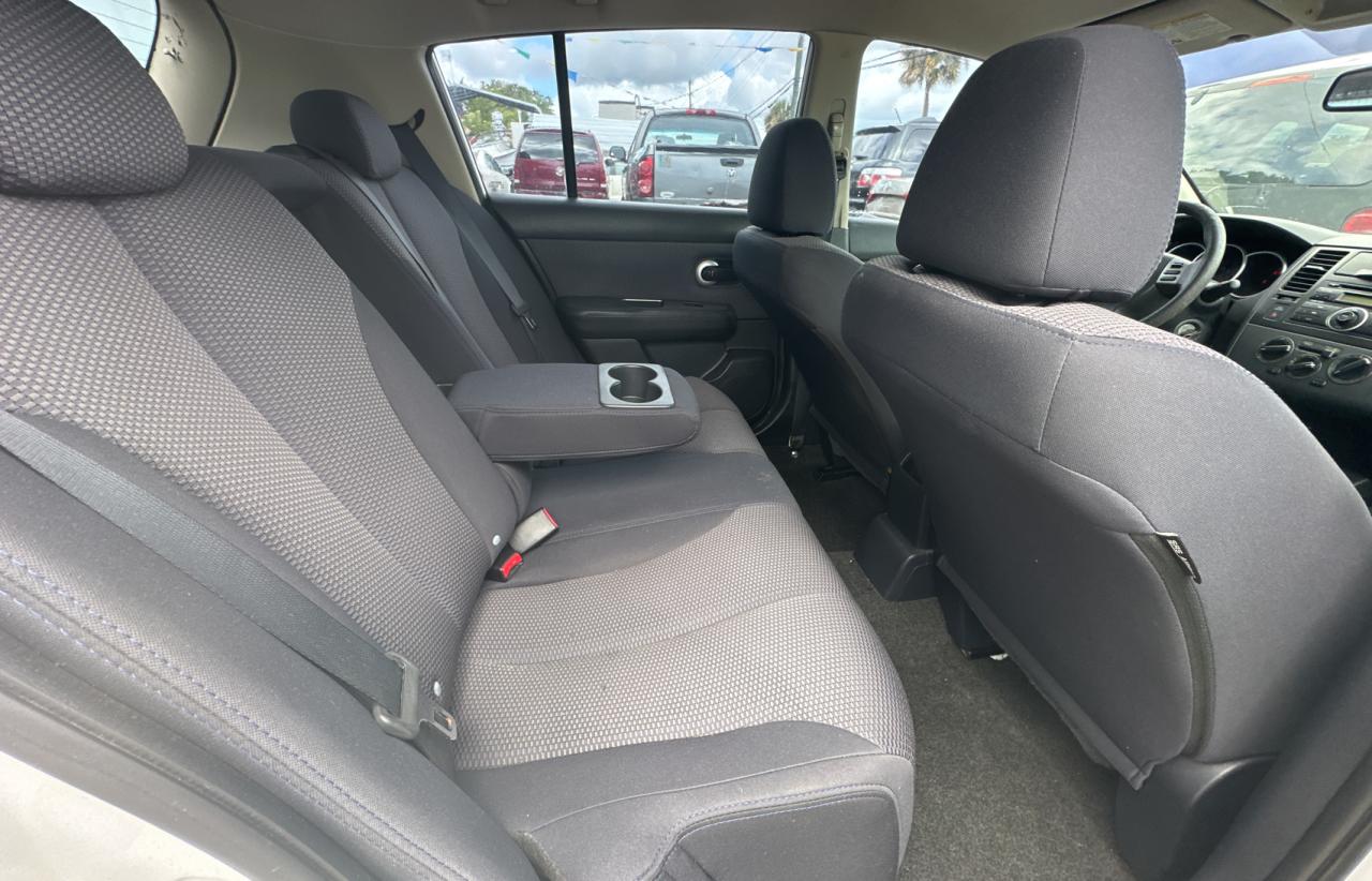 3N1BC13E09L420566 2009 Nissan Versa S