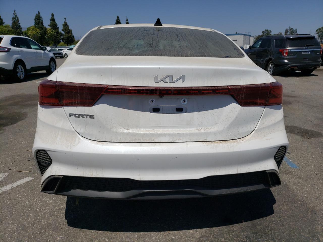 3KPF24AD8NE433271 2022 Kia Forte Fe