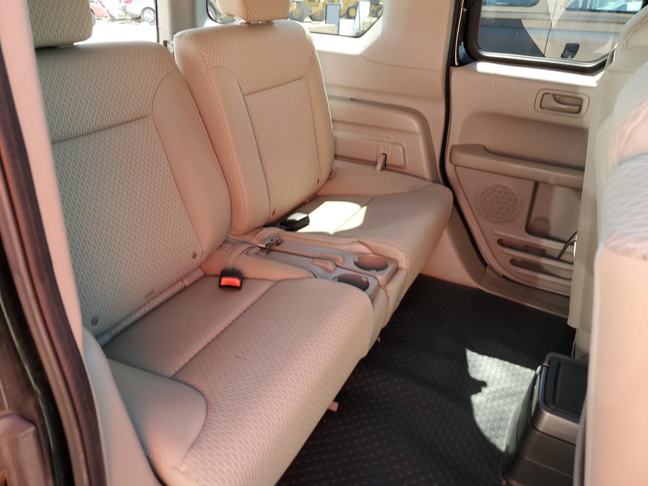 5J6YH2H74BL004122 2011 Honda Element Ex