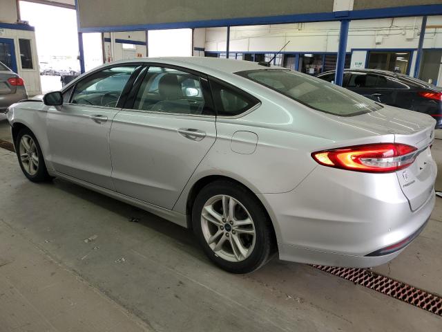 VIN 3FA6P0HDXJR227717 2018 Ford Fusion, SE no.2