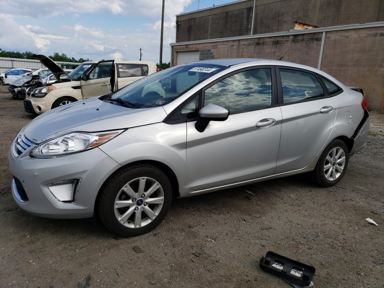 3FADP4BJ7CM114658 2012 Ford Fiesta Se