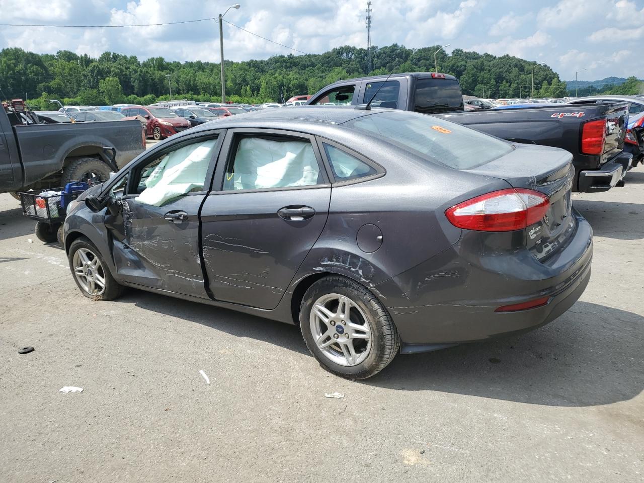 Lot #2713391254 2019 FORD FIESTA SE