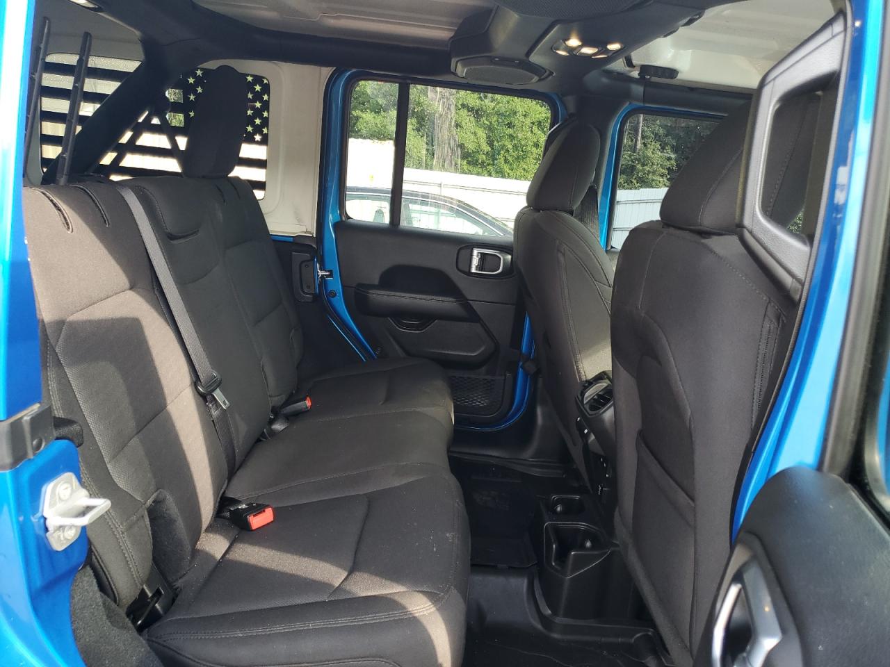 1C4HJXEN6NW256502 2022 Jeep Wrangler Unlimited Sahara