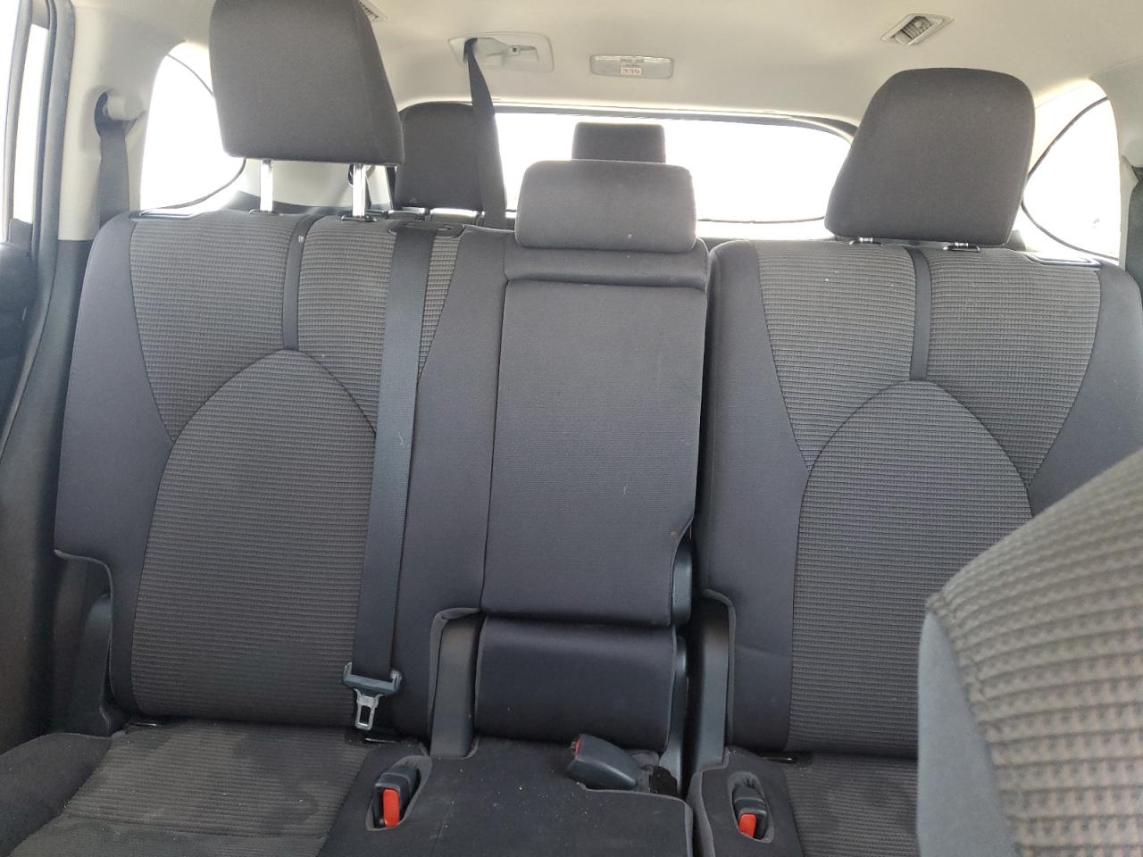 5TDZZRAH3NS125021 2022 Toyota Highlander L