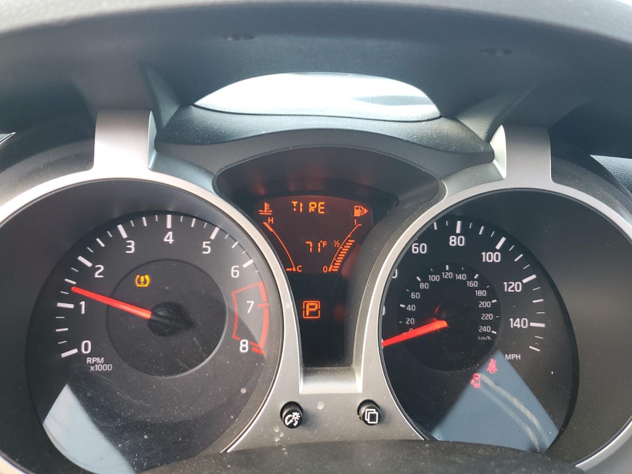 JN8AF5MR9DT216186 2013 Nissan Juke S