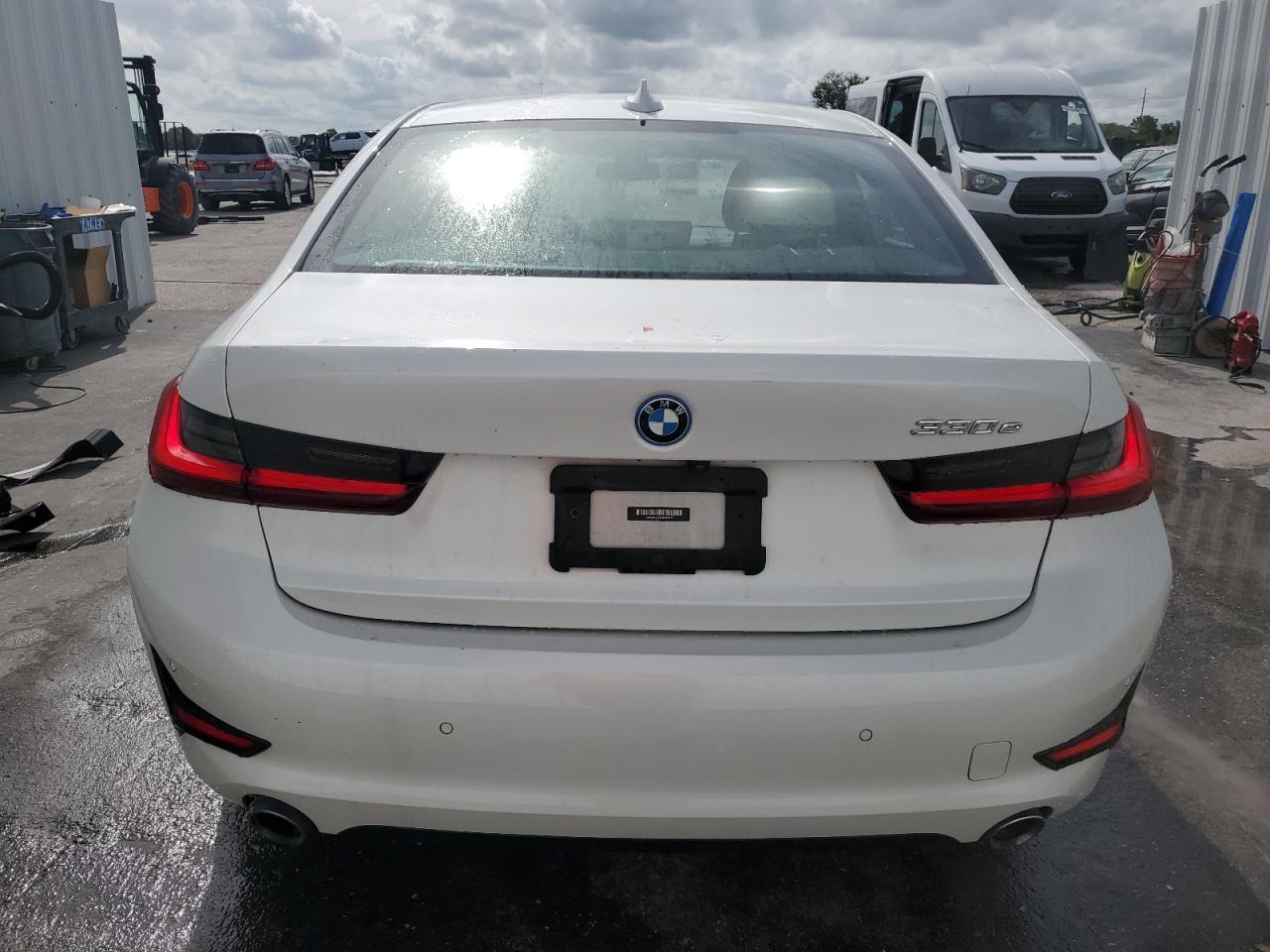 3MW5P7J03N8C65577 2022 BMW 330E
