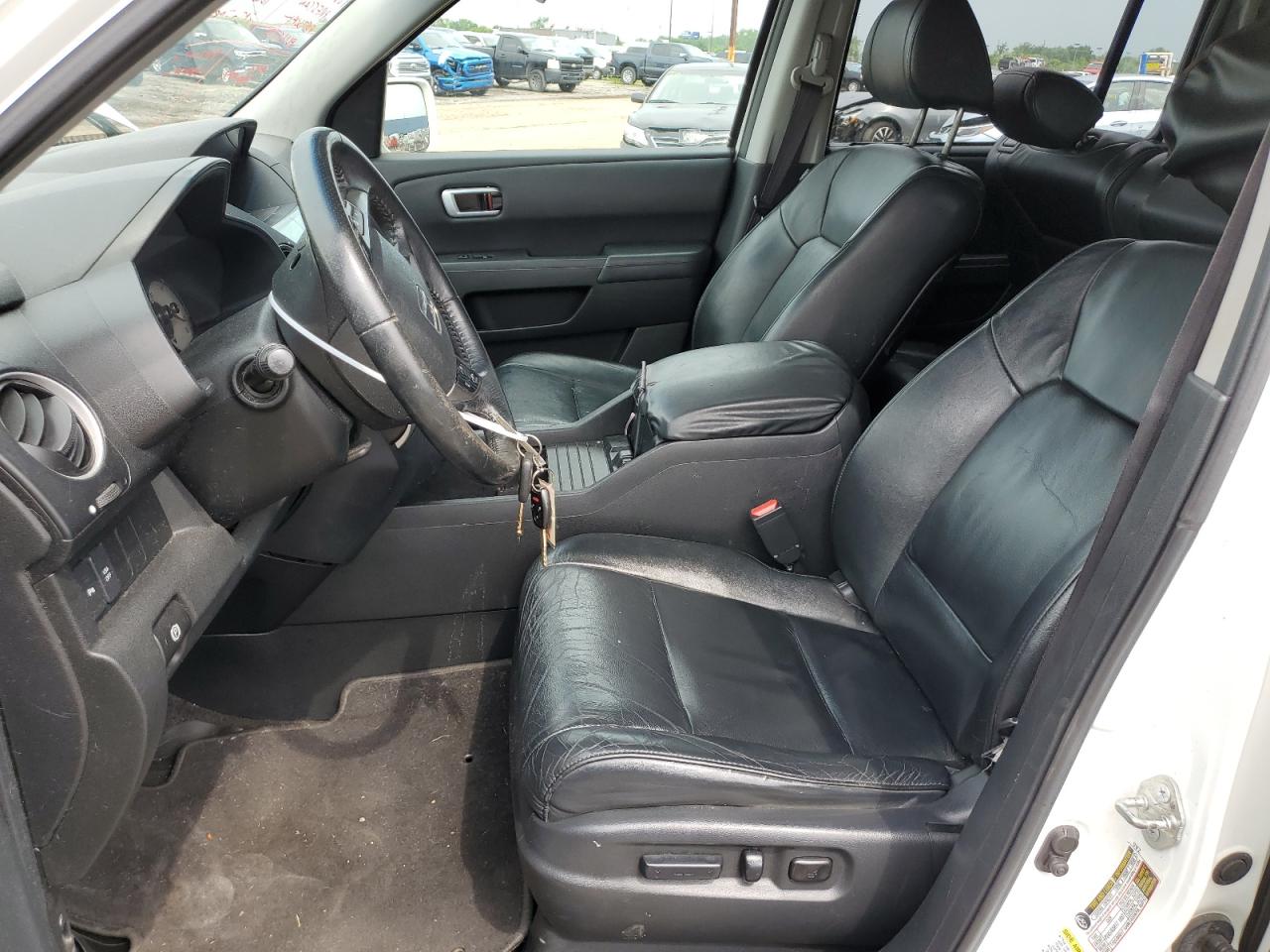 5FNYF4H99BB017282 2011 Honda Pilot Touring