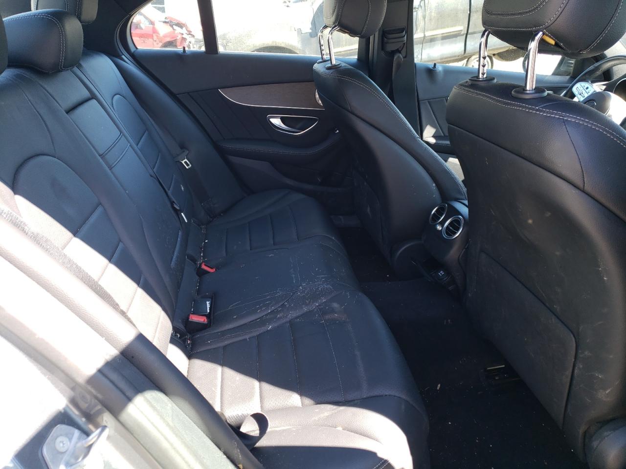 55SWF8EB3KU295809 2019 Mercedes-Benz C 300 4Matic