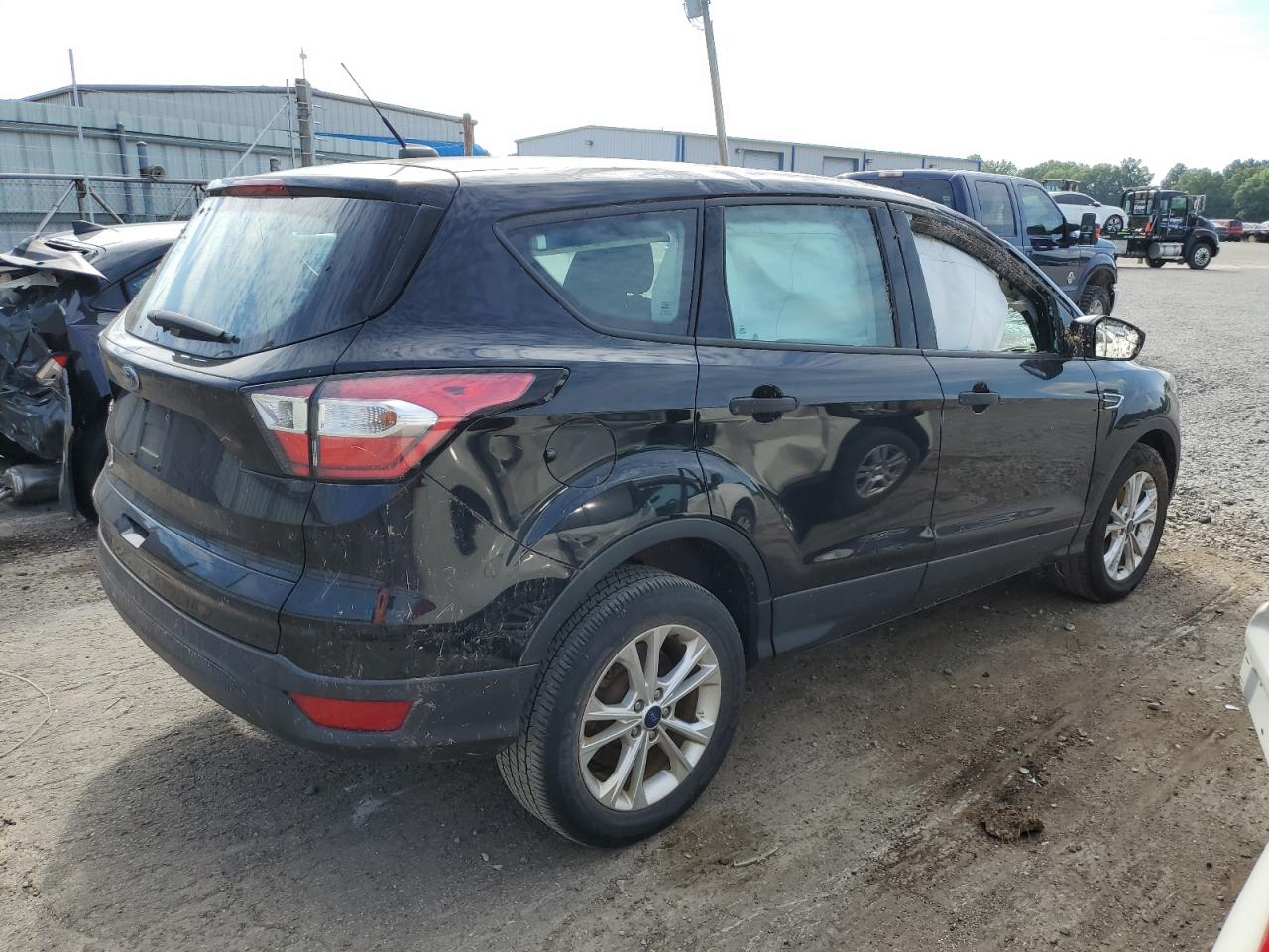 1FMCU0F79JUB96466 2018 Ford Escape S