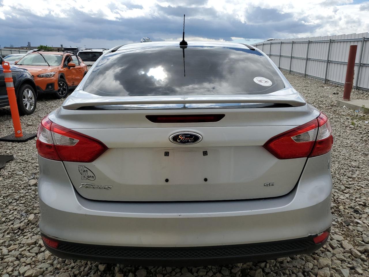 1FADP3F22EL399495 2014 Ford Focus Se