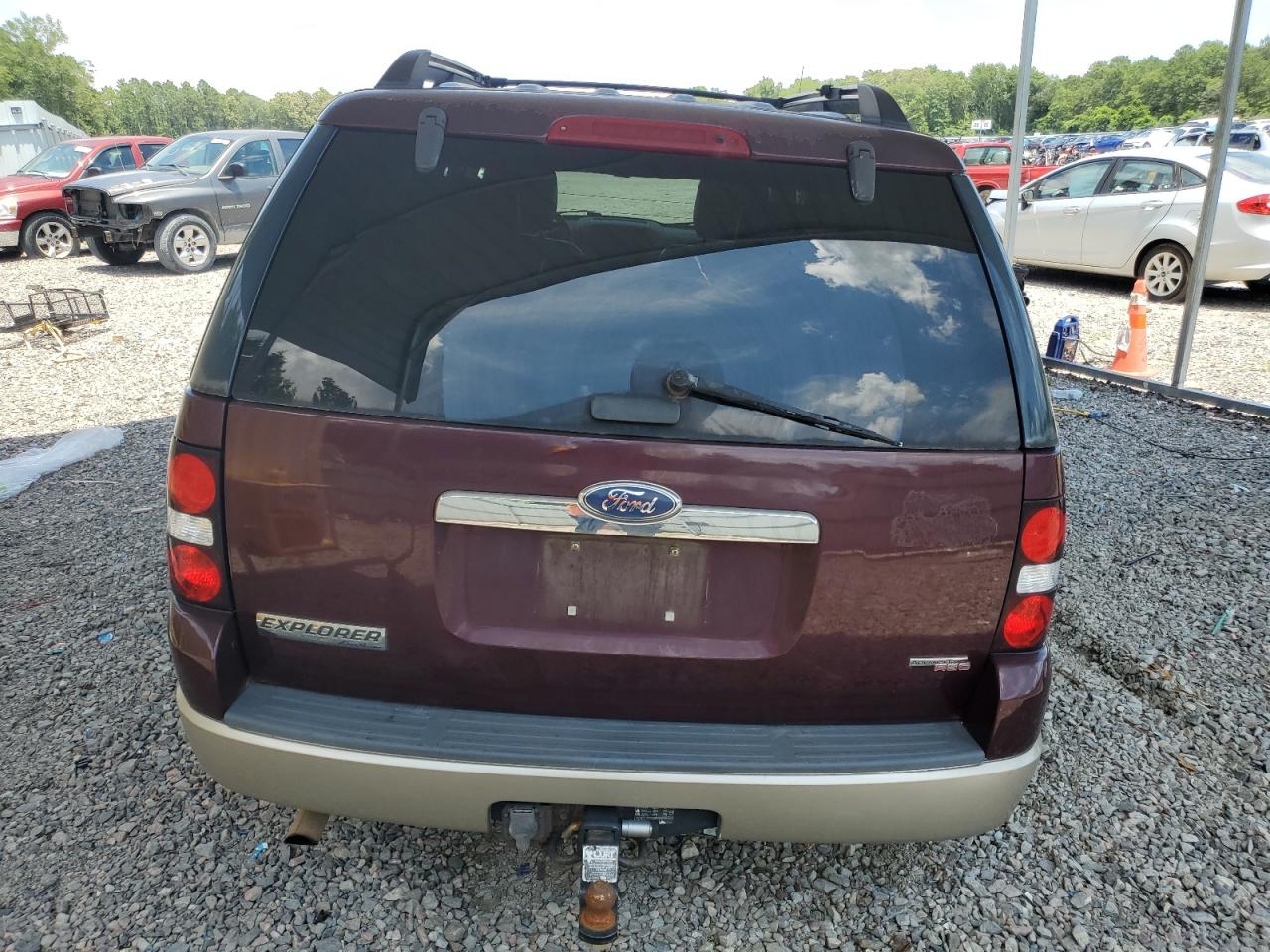 1FMEU74877UB03322 2007 Ford Explorer Eddie Bauer