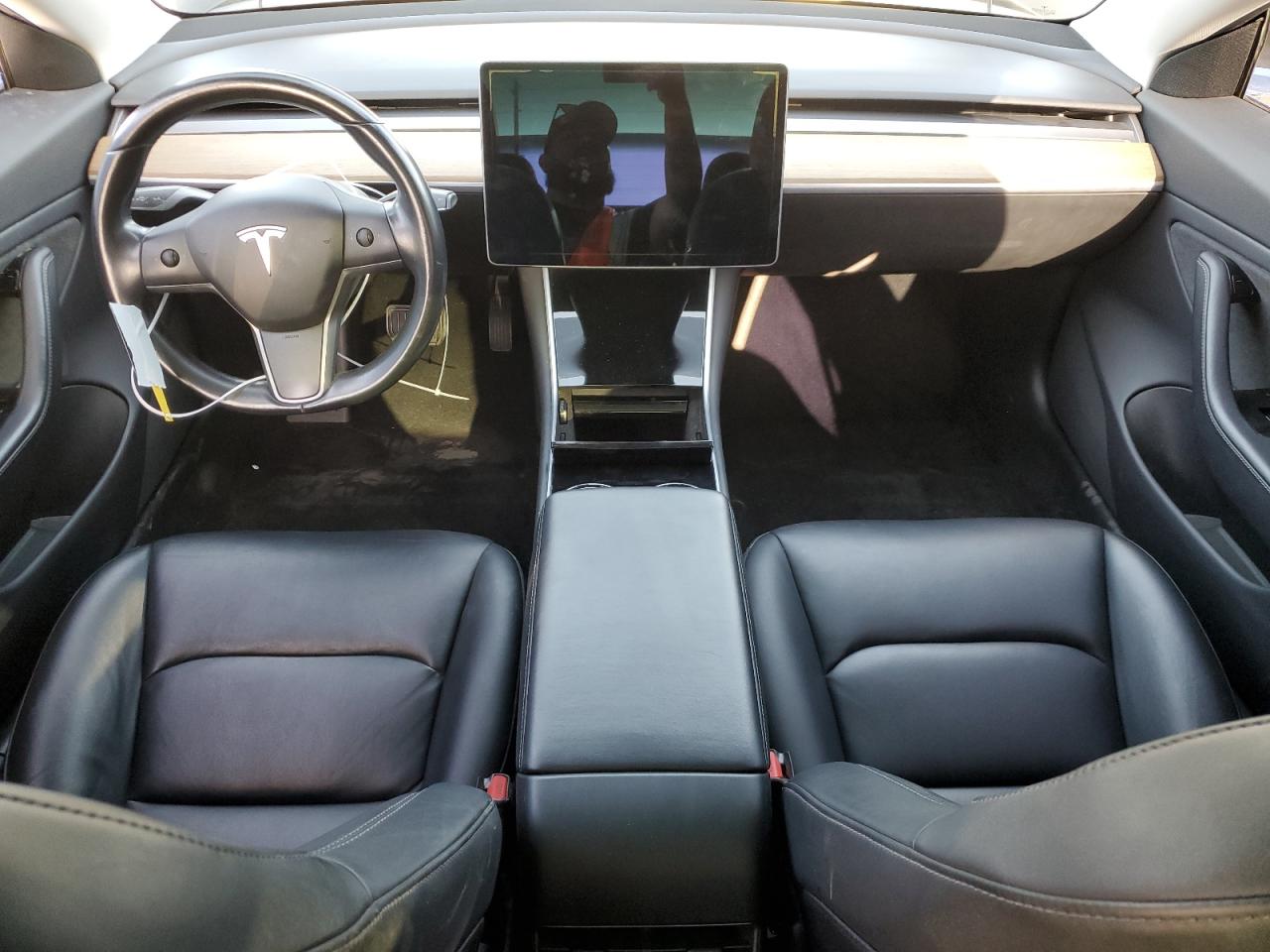 5YJ3E1EA7KF297035 2019 Tesla Model 3