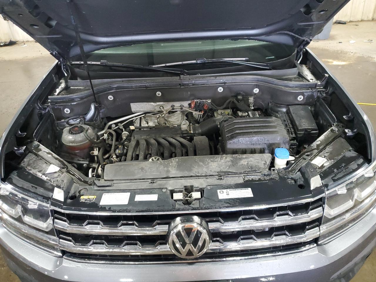 1V2DR2CA8KC623826 2019 Volkswagen Atlas Se