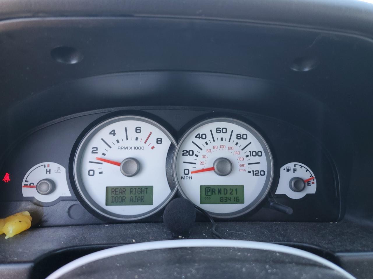 1FMCU04125KD15443 2005 Ford Escape Limited