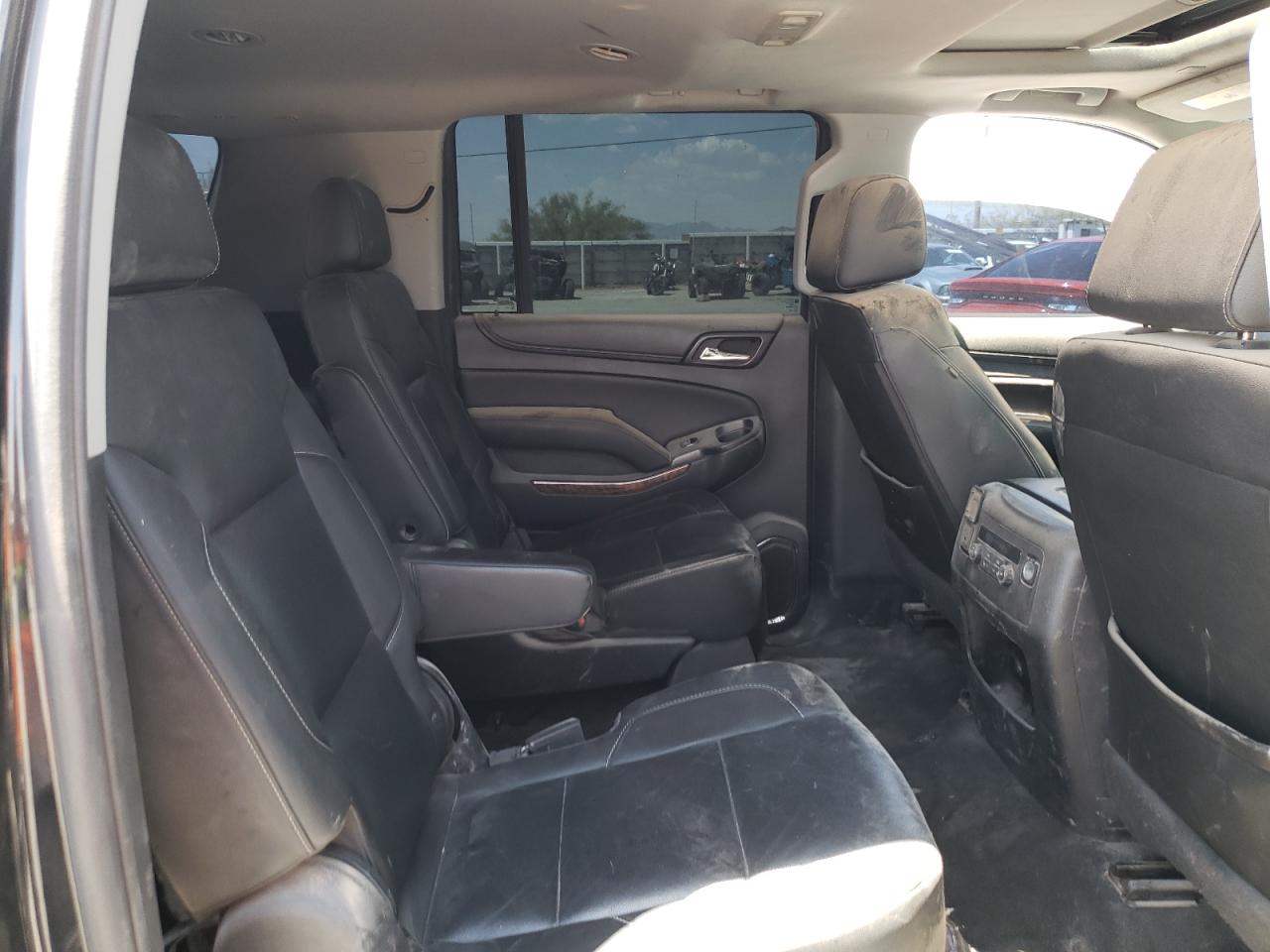 1GNSKJKC8HR185932 2017 Chevrolet Suburban K1500 Premier