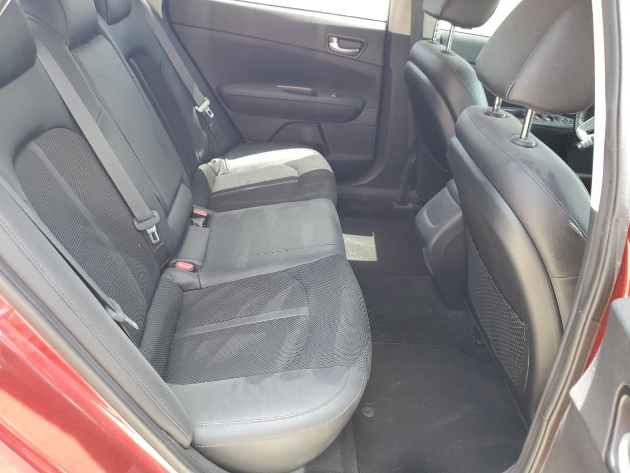 5XXGT4L31KG324594 2019 Kia Optima Lx