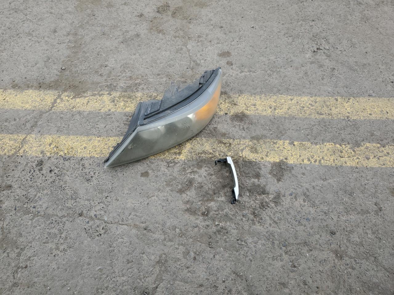 5XYKT3A11CG204555 2012 Kia Sorento Base