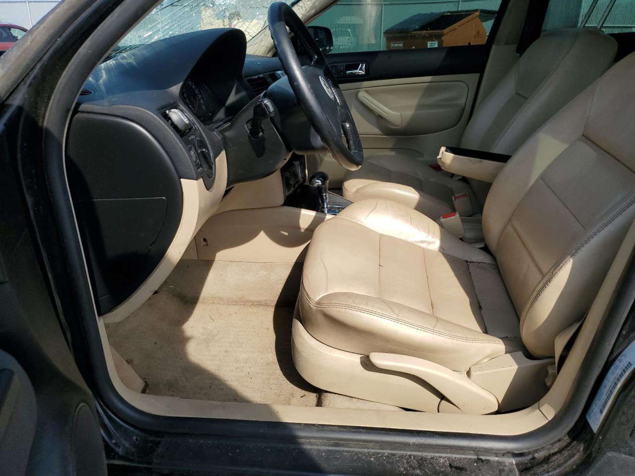 3VWSA29M2YM026712 2000 Volkswagen Jetta Gls