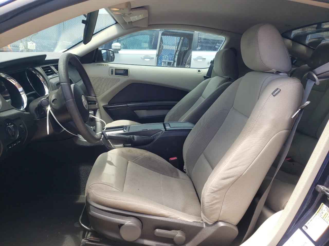 1ZVBP8AMXB5106656 2011 Ford Mustang