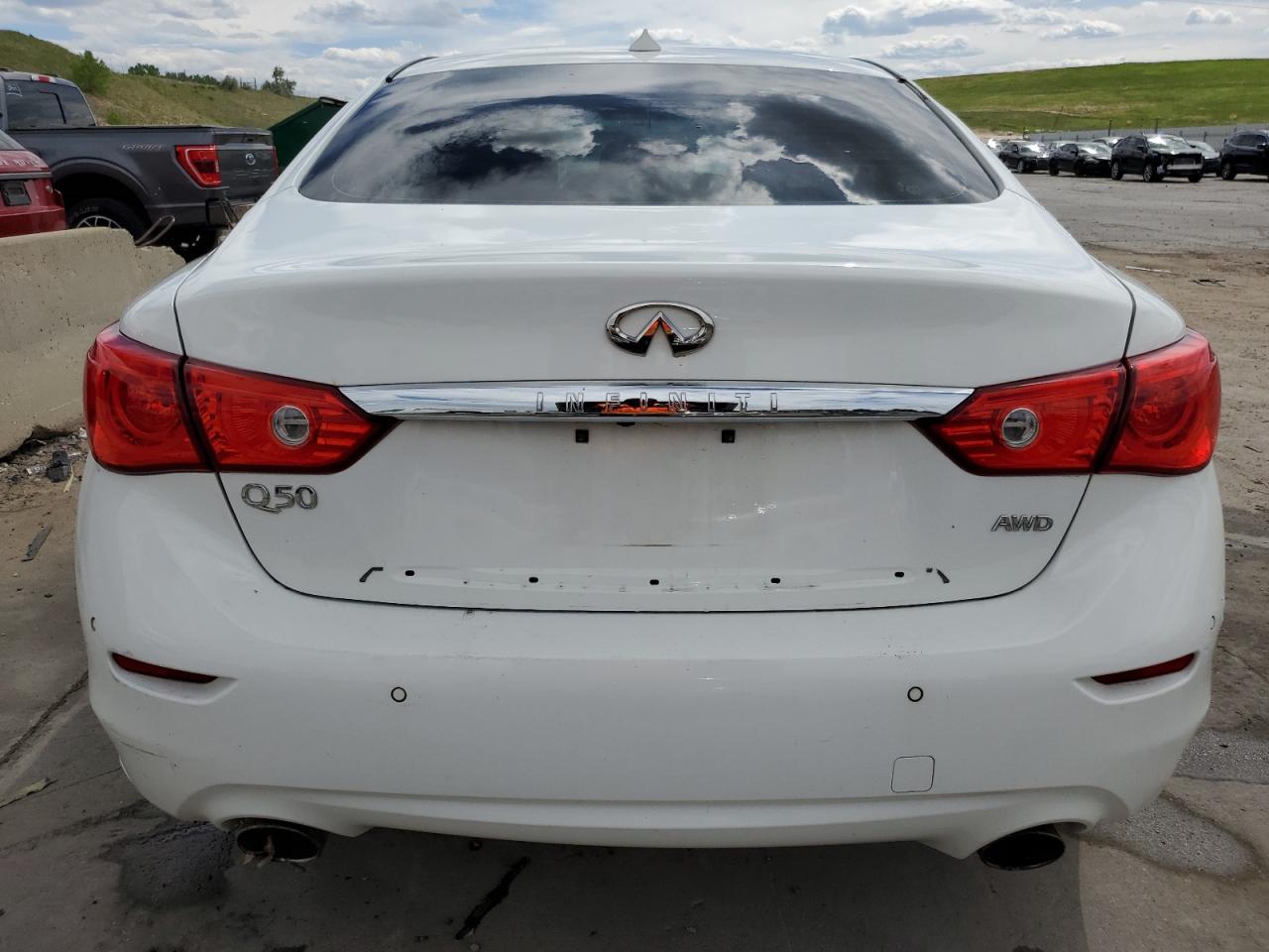 JN1EV7AR6HM832995 2017 Infiniti Q50 Premium