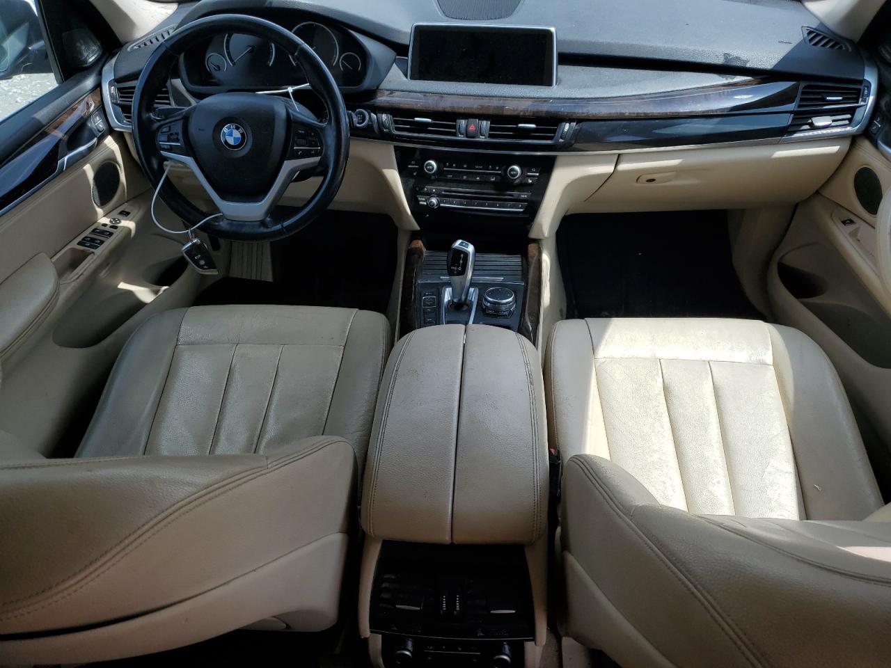 2015 BMW X5 xDrive35I vin: 5UXKR0C51F0K68391