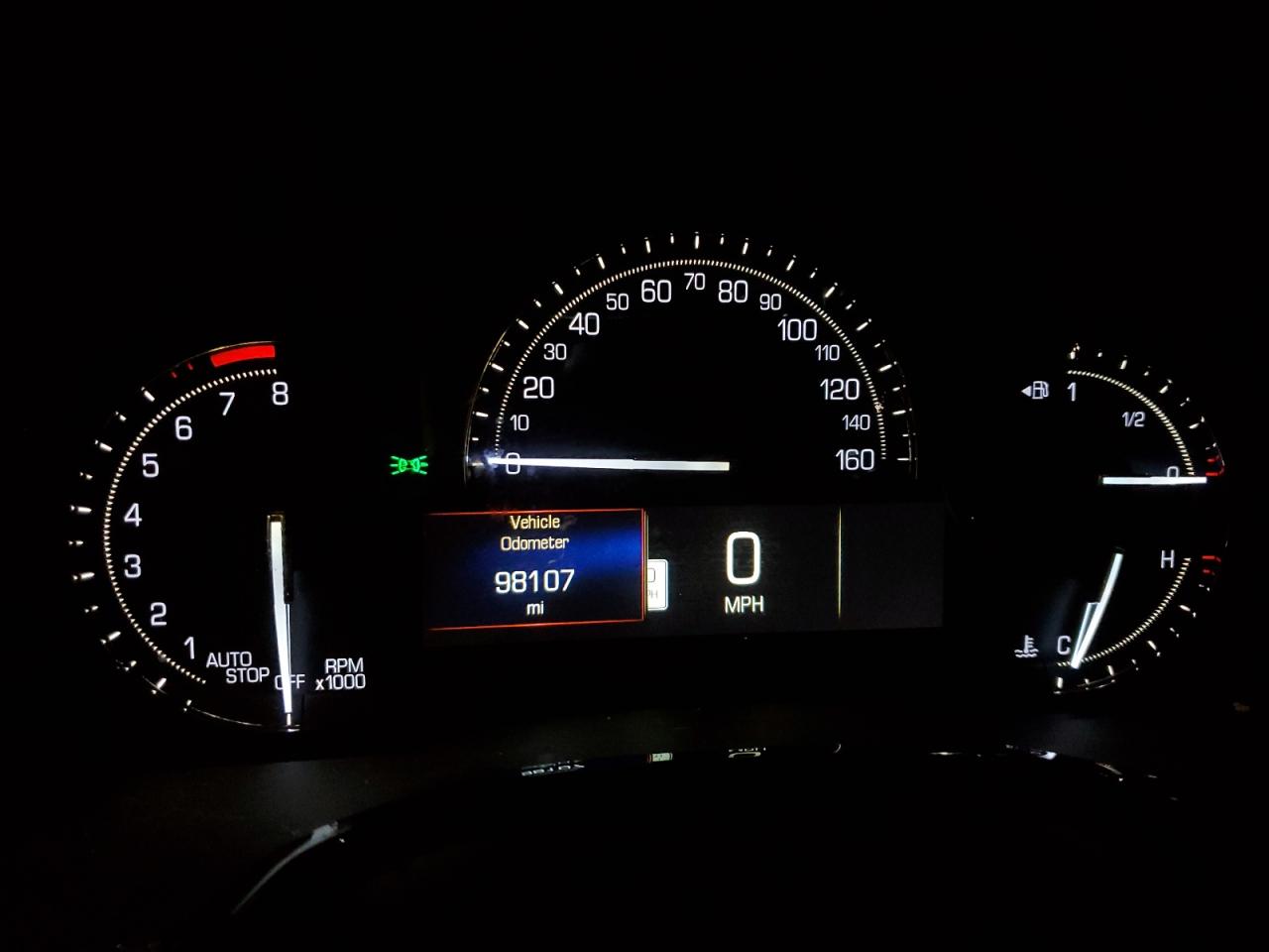 1GYKNDRS8HZ177841 2017 Cadillac Xt5 Luxury