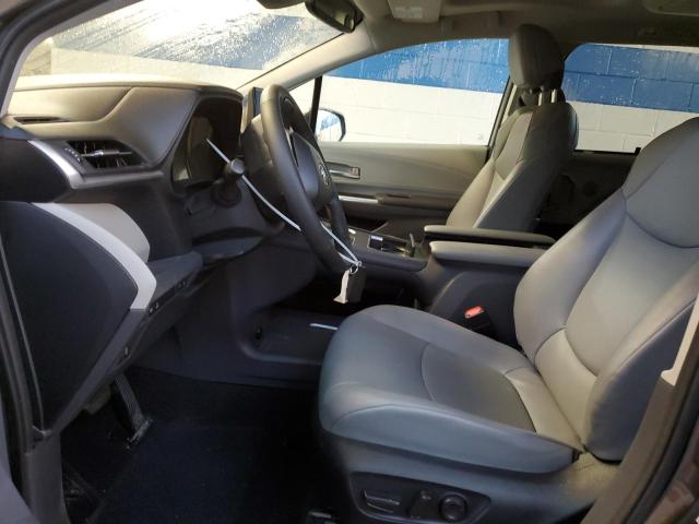 2022 Toyota Sienna - Image 7