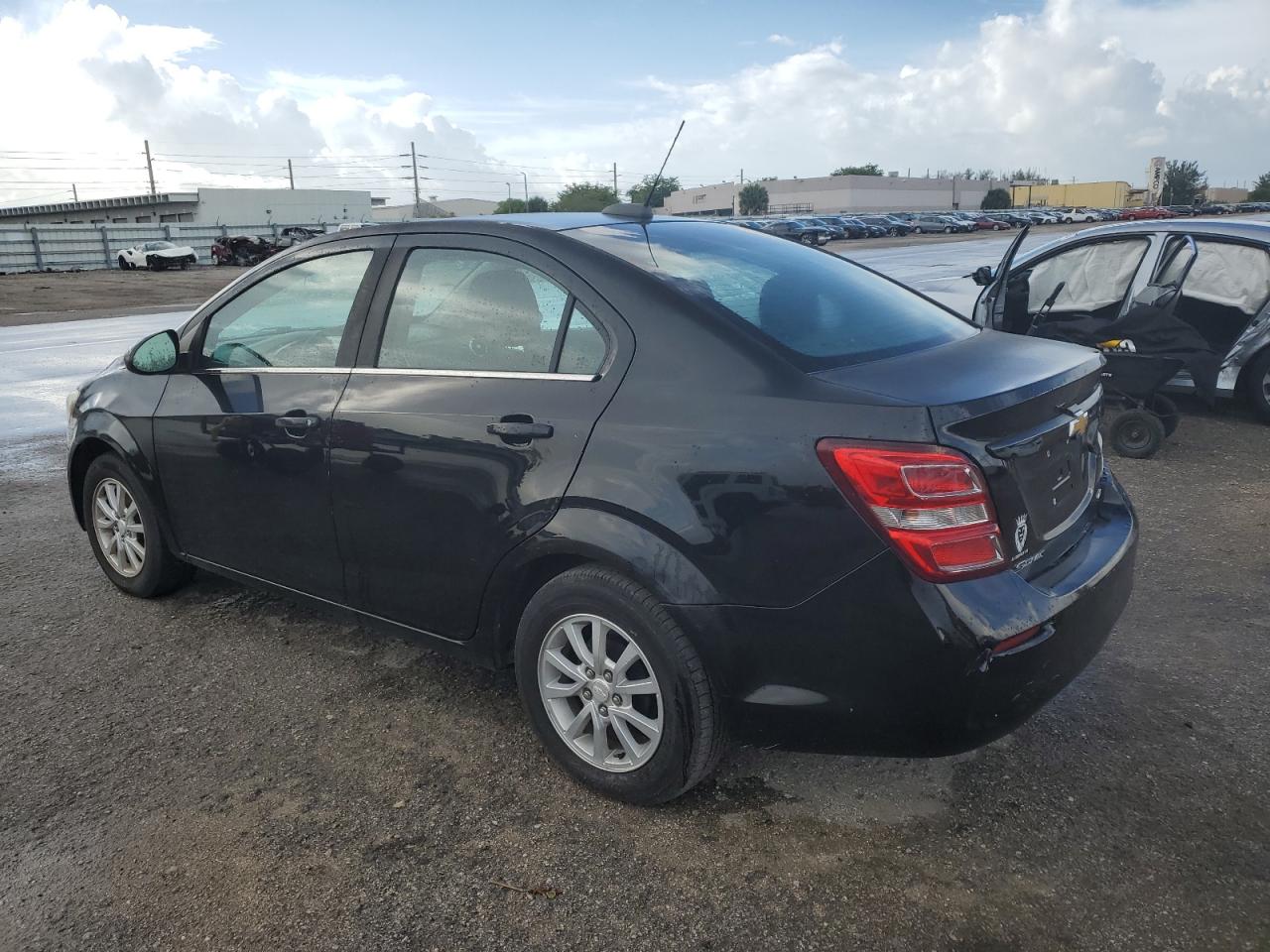 2017 Chevrolet Sonic Lt vin: 1G1JD5SHXH4120698