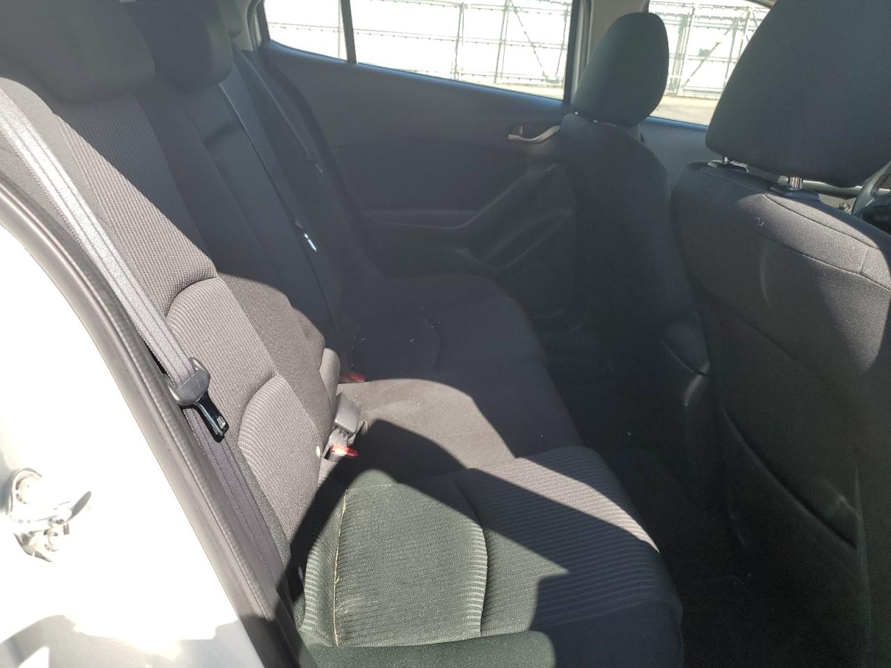 3MZBM1L74FM176824 2015 Mazda 3 Touring