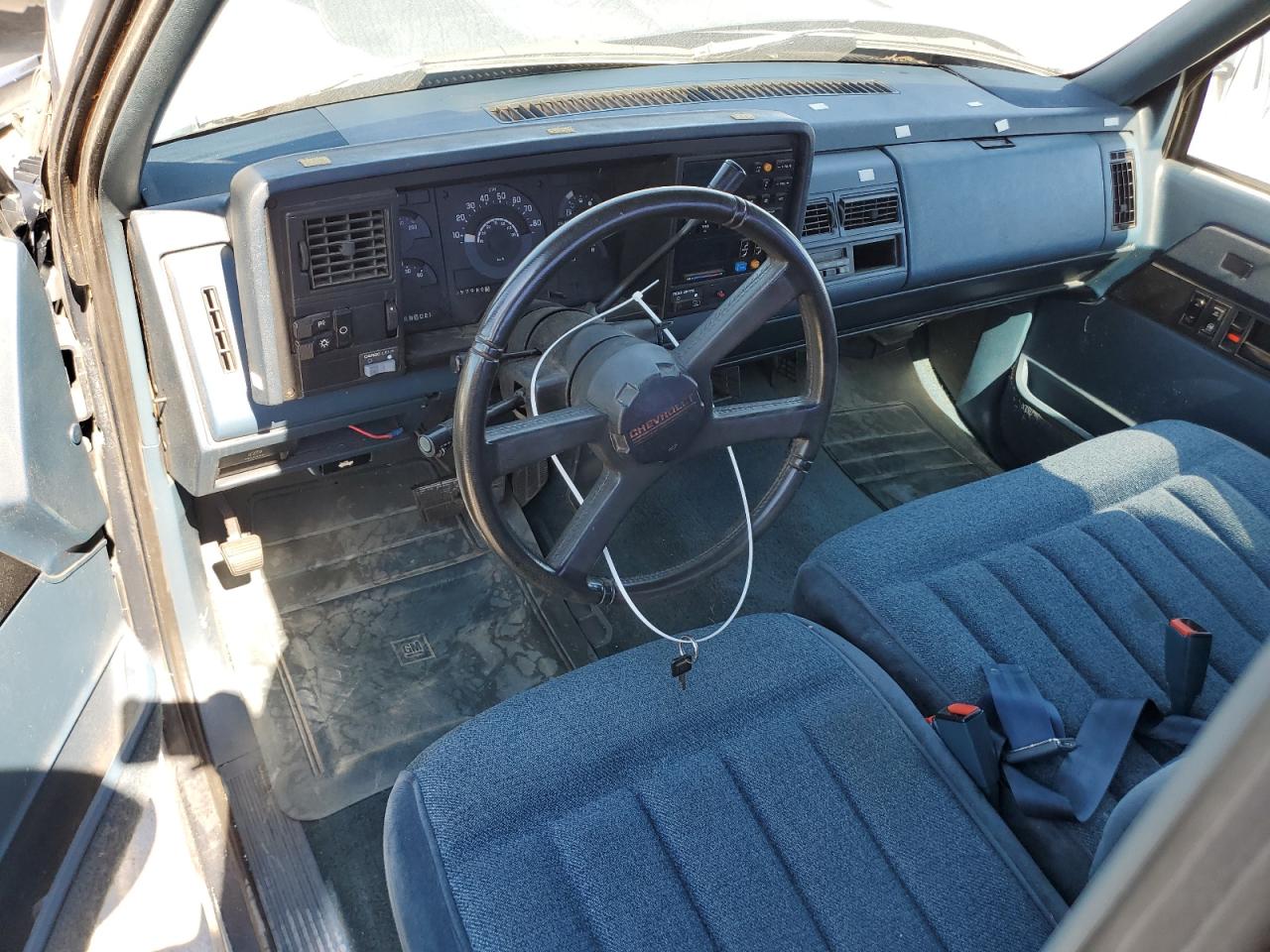 2GCEC19K9J1252505 1988 Chevrolet Gmt-400 C1500