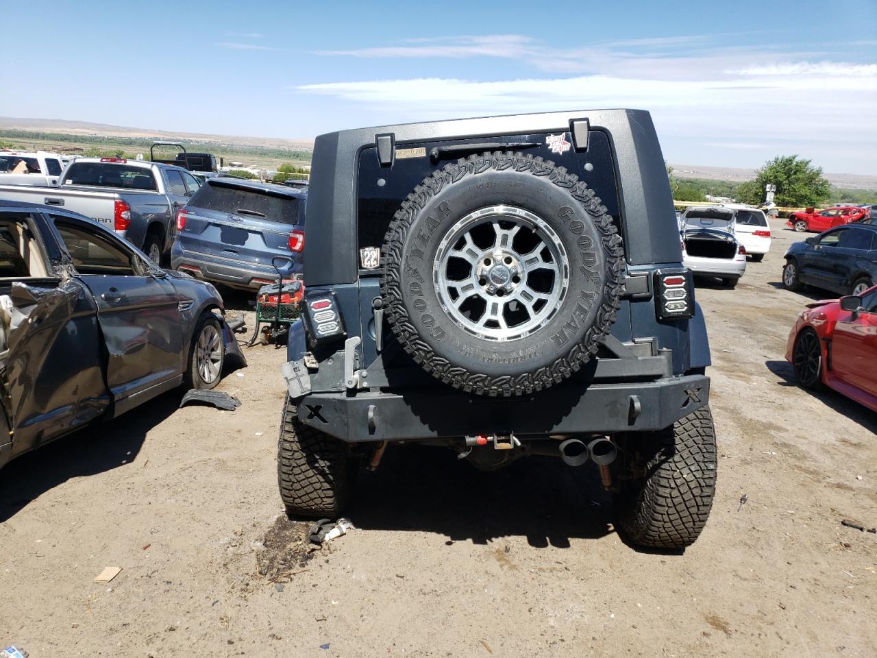 1J4GA59147L225755 2007 Jeep Wrangler Sahara