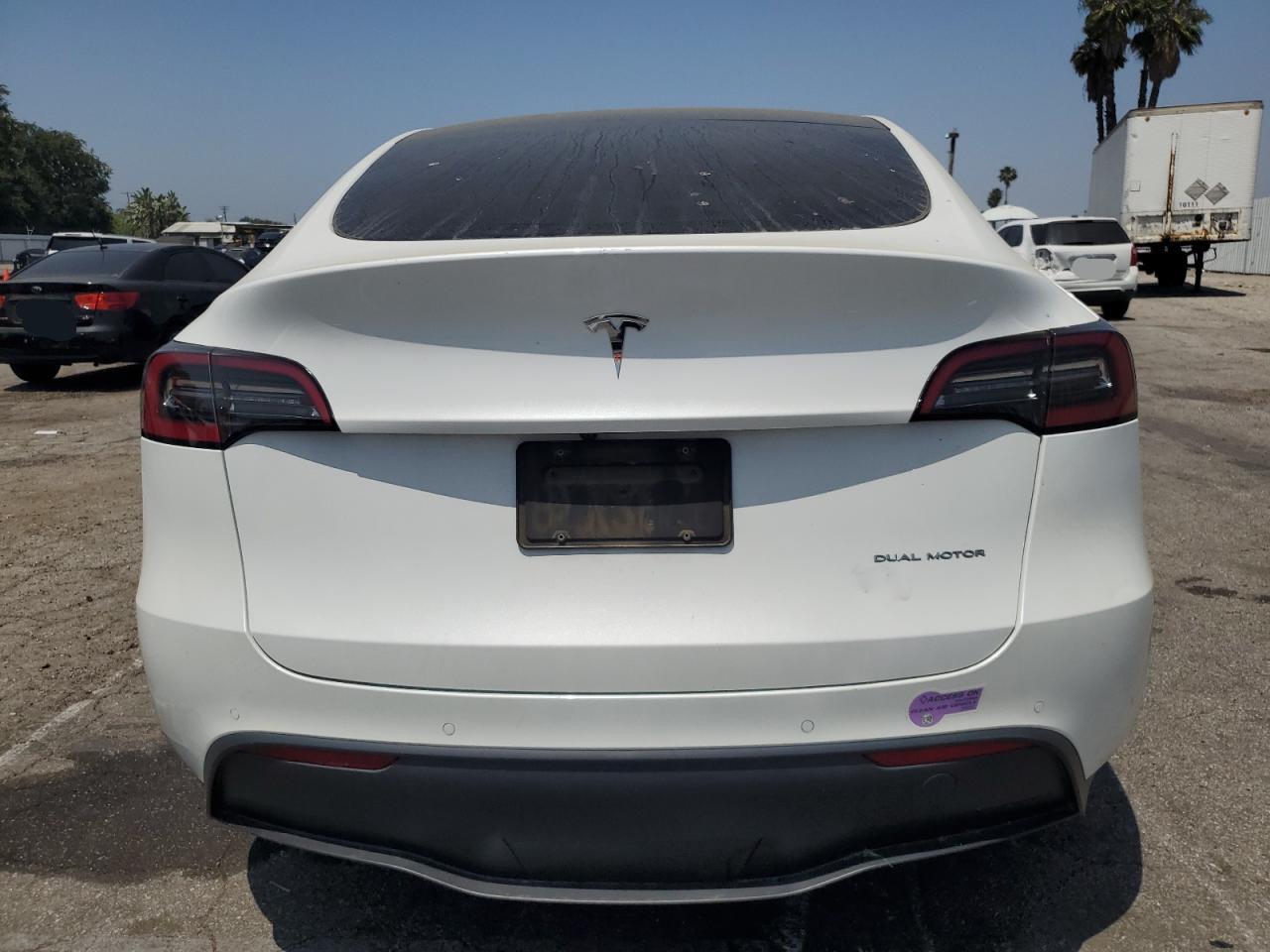 5YJYGDEE9MF285167 2021 Tesla Model Y