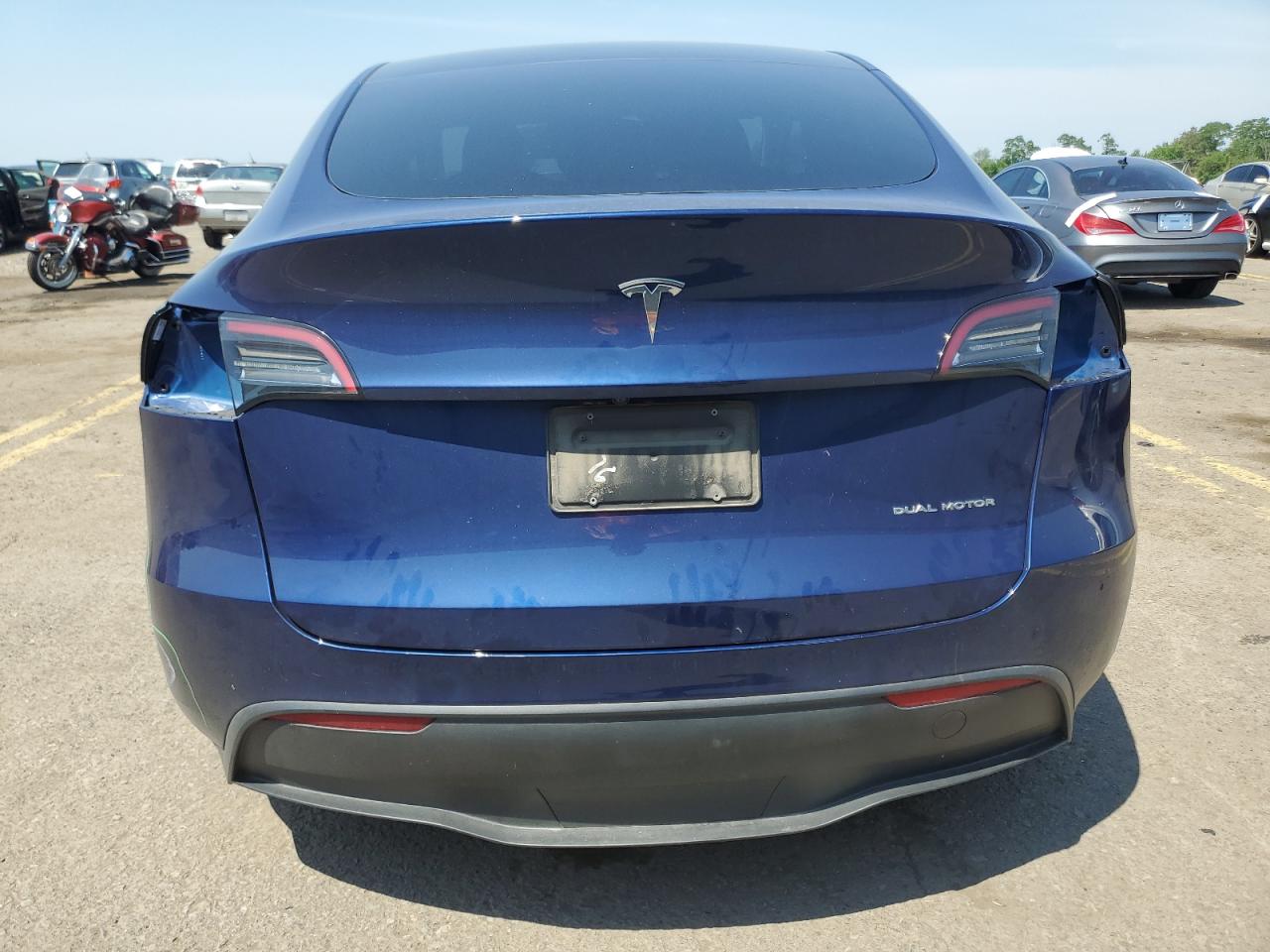 7SAYGDEE0PF764939 2023 Tesla Model Y