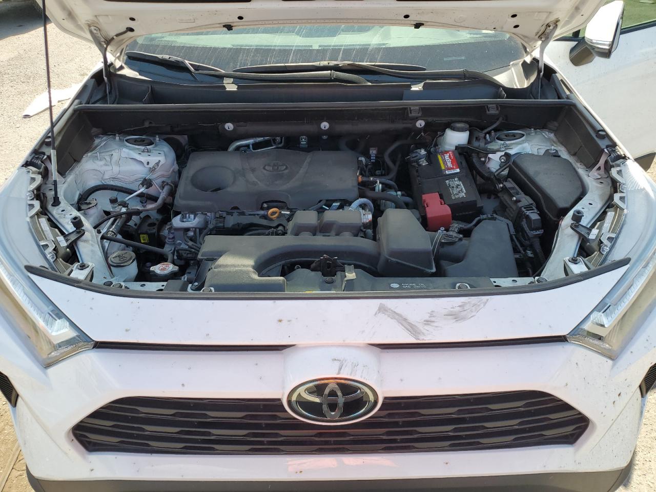 2T3P1RFV1NC313324 2022 Toyota Rav4 Xle