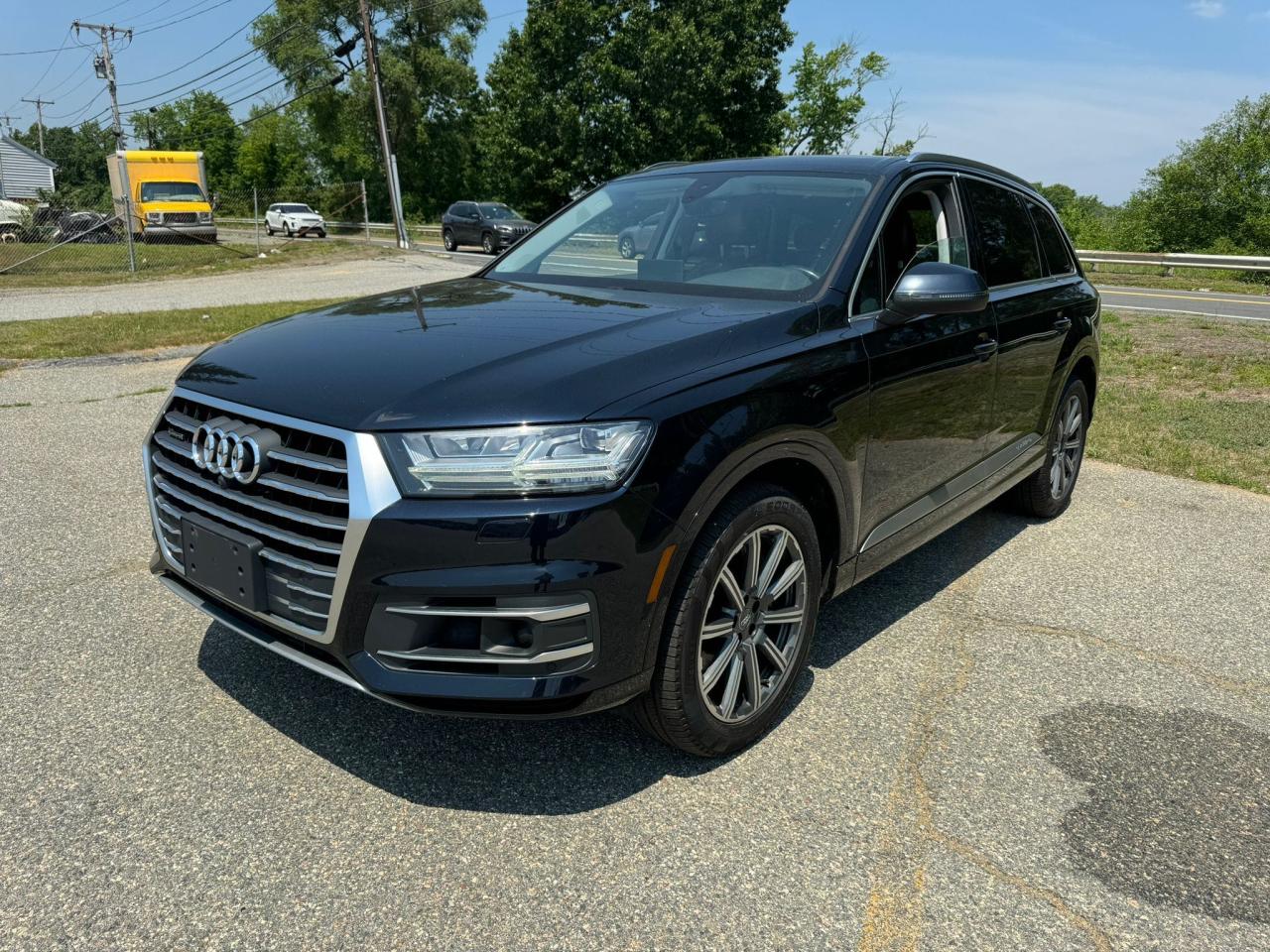 WA1LABF74HD049646 2017 Audi Q7 Premium Plus