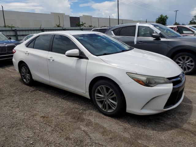 VIN 4T1BF1FK0GU174588 2016 Toyota Camry, LE no.4