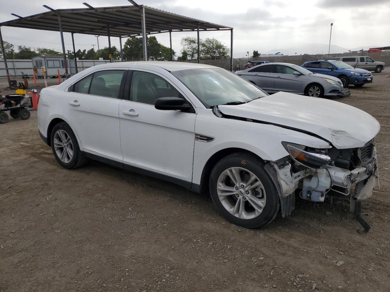 2017 Ford Taurus Se vin: 1FAHP2D85HG117396