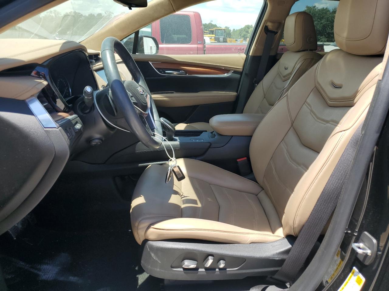 1GYKNGRS0JZ125160 2018 Cadillac Xt5 Platinum