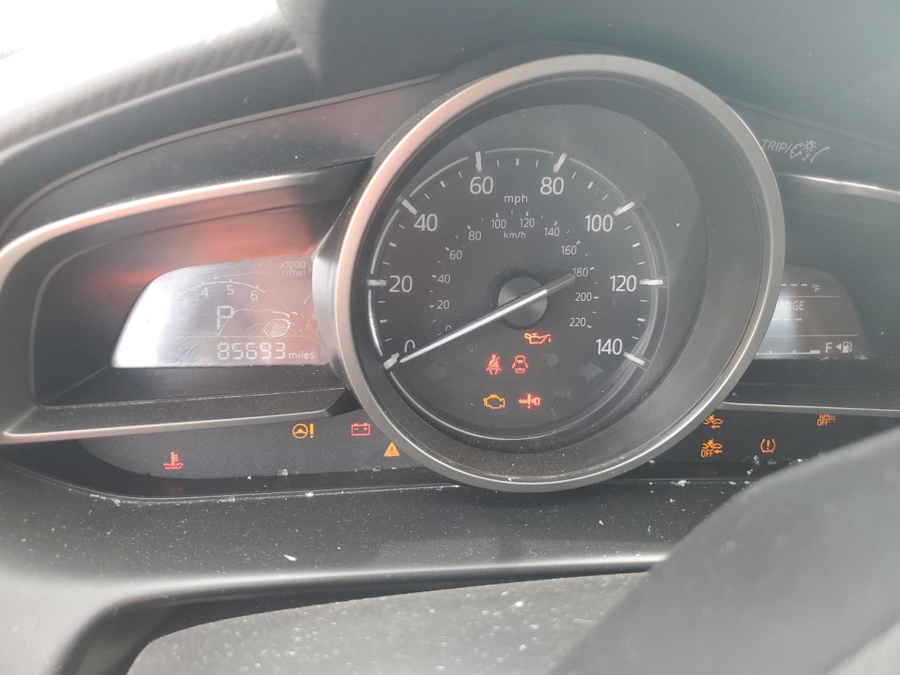 JM1DKDC73J0306056 2018 Mazda Cx-3 Touring