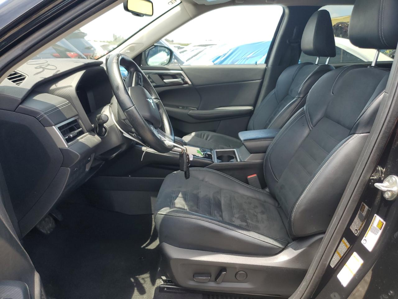 JA4J4UA85NZ005826 2022 Mitsubishi Outlander Se